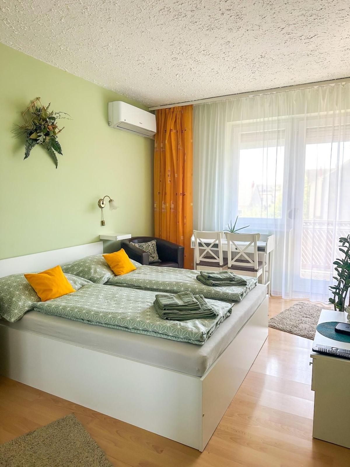 Aloé Apartman Sopron Extérieur photo